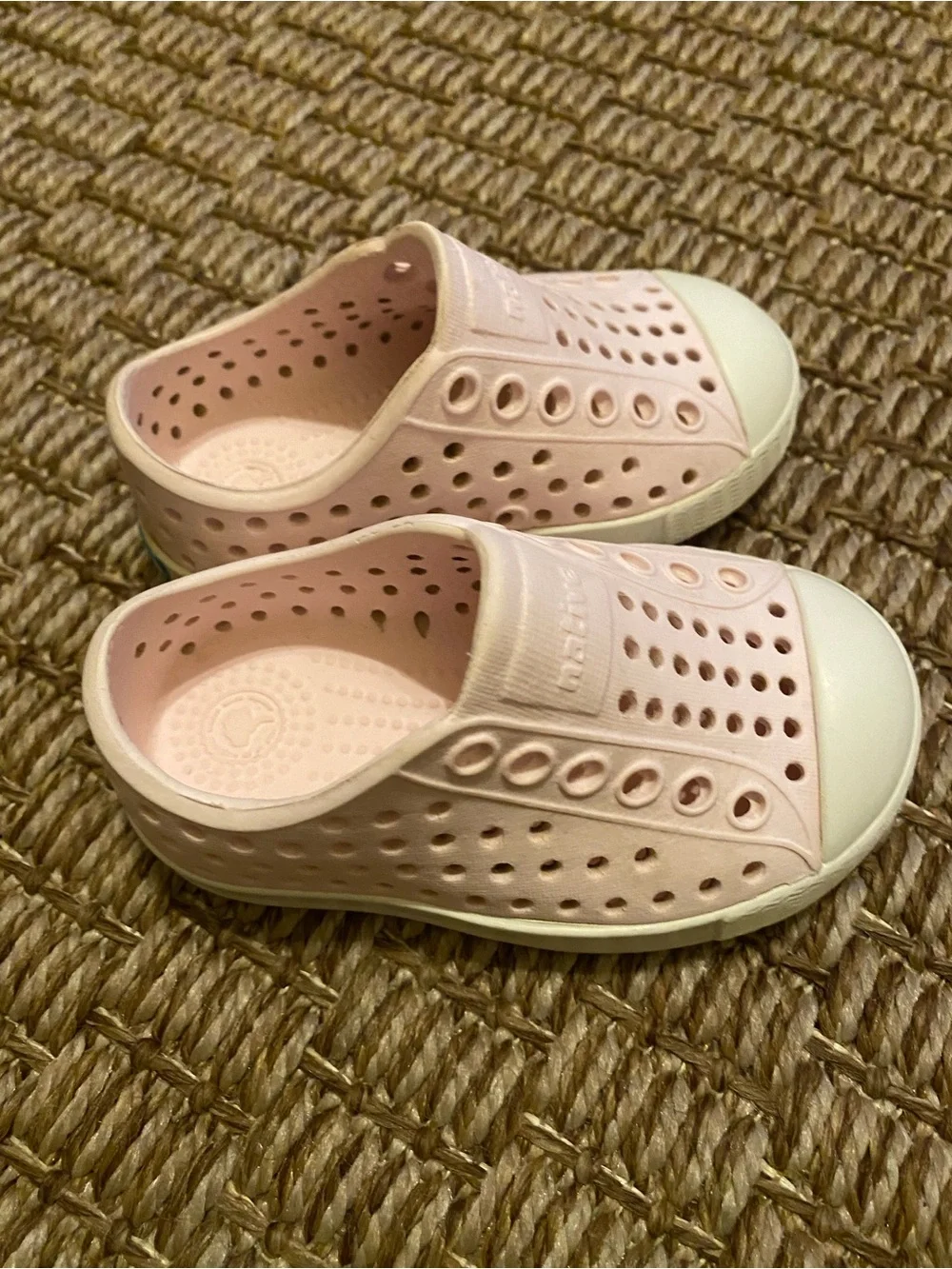 Native Infant Water Shoes in Light Pink with White Toe